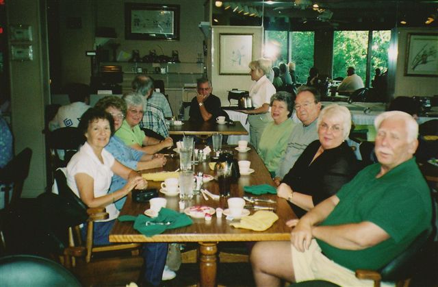 Left to Right- Watha Noe Roark, Vivian Gold, Naomi Roark Craig, Marie Roark Helton, Gerald Freeman, Sam Thompson, Billy Ray Thompson.jpg